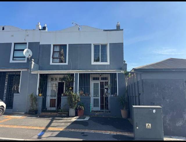 2 BEDROOM HOUSE FOR SALE IN WOODSTOCK